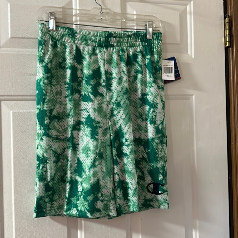 CHAMPION GREEN TIE DYE BASKETBALL SHORTS: NEW WITH TAGS: SIZE XL